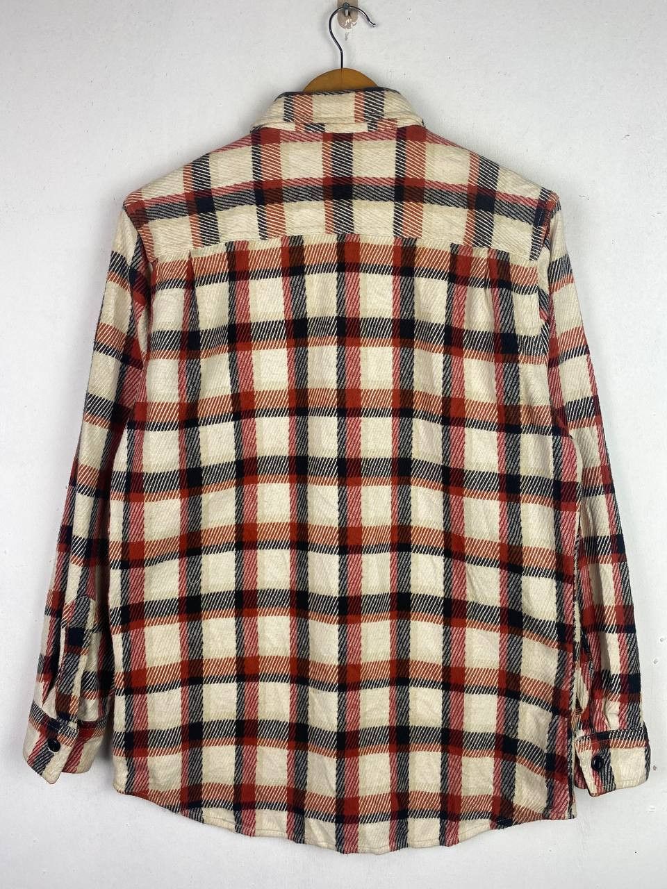 Japanese Brand mac eye japanese brand flannel shirt cat eye button Size US M / EU 48-50 / 2 - 7 Thumbnail