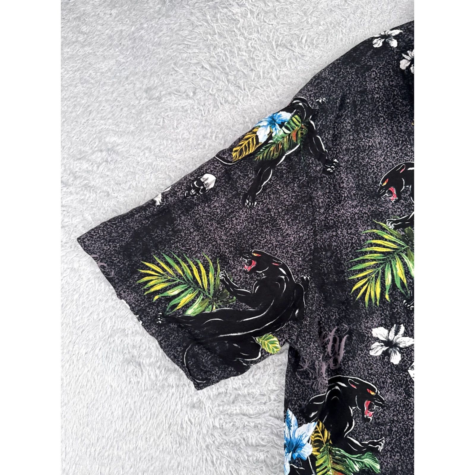 Vintage Junction West Shirt Men 2XL Black Floral Hawaiian Button-Up Casual Short Sleeve Viscose Rayon All Seasons Breathable Pockets Vintage No Size US XXL / EU 58 / 5 - 3 Thumbnail