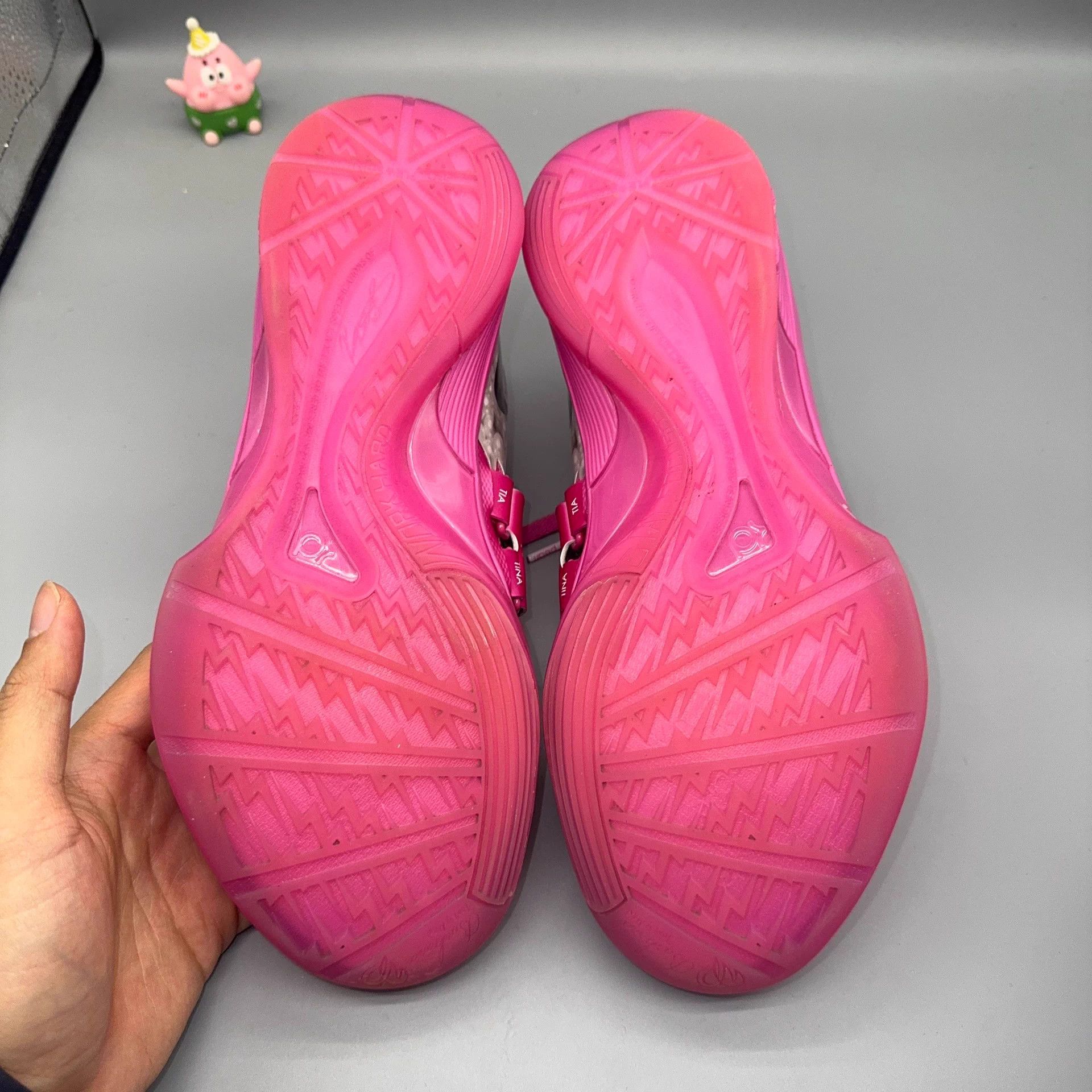 Nike Nike KD4 Pink 42.5 Size US 9.5 / EU 42-43 - 4 Thumbnail