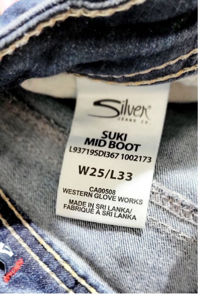 Silver Jeans Co. Silver Jeans Suki Mid Rise Boot Cut jeans size 25 33 Size 25" / US 0 / IT 36 - 9 Thumbnail