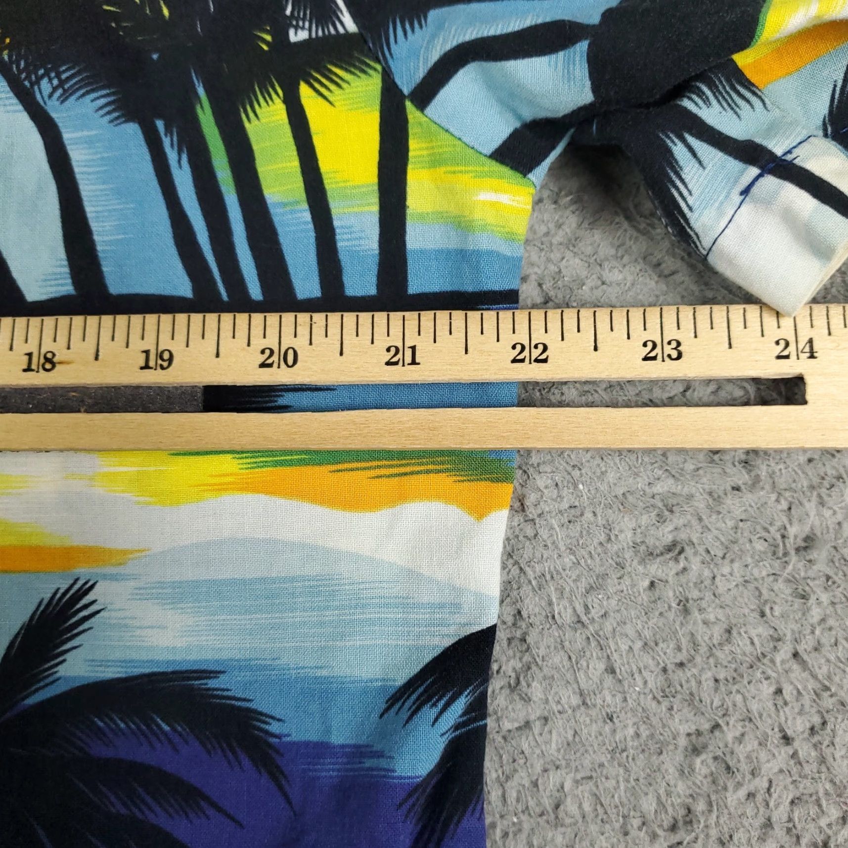 Vintage RJC Hawaiian Shirt Mens Medium Blue Tropical Floral Button-Up Short Sleeve Size US M / EU 48-50 / 2 - 6 Thumbnail