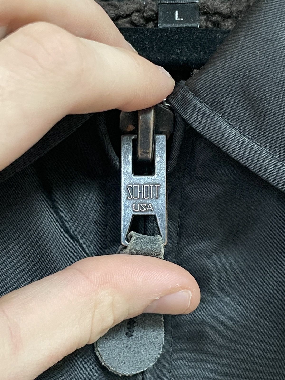 Schott Vintage Schott Bomber CWU-R Jacket Black Size L Size US L / EU 52-54 / 3 - 14 Thumbnail