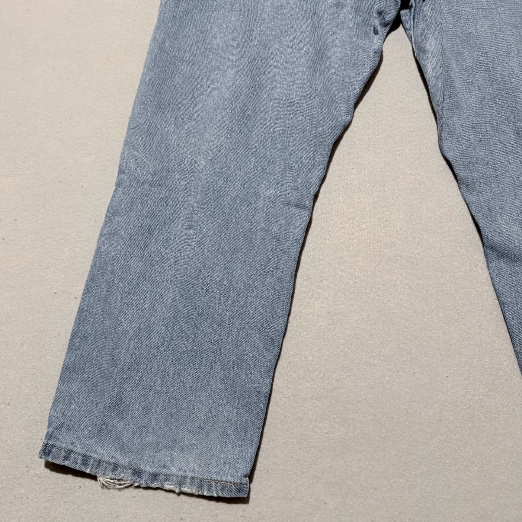 Wrangler Wrangler Jeans Men's Denim Light Wash Classic Straight Zip Fly 40x28 Size US 40 / EU 56 - 7 Thumbnail