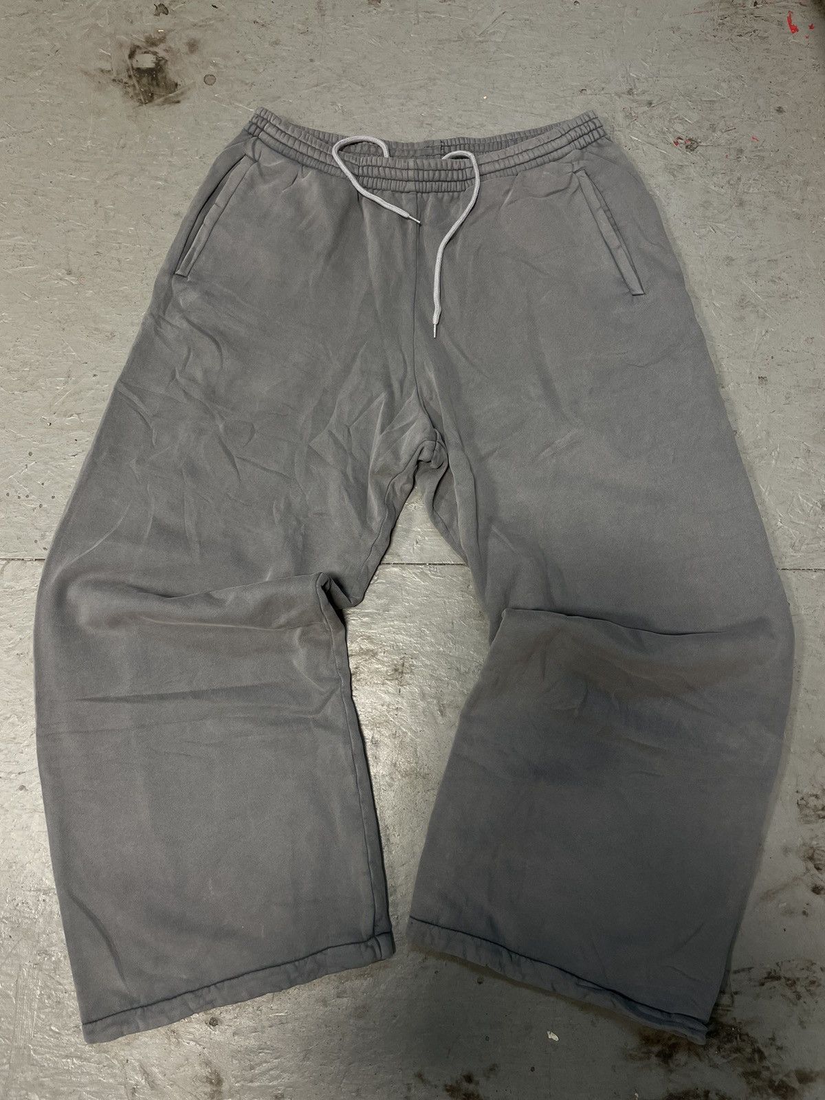 image of Yeezy X Gap Double Ply Sweatpants Size XL in Grey, Men's