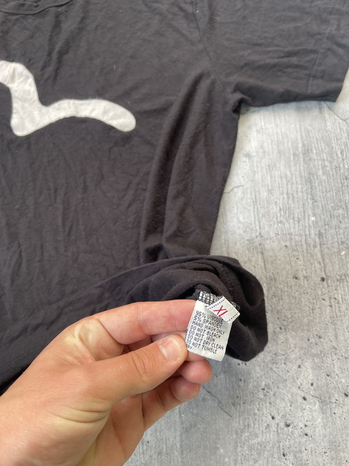 Evisu Evisu T-shirt vintage big logo seagull tee black white Japan Size US XL / EU 56 / 4 - 5 Thumbnail