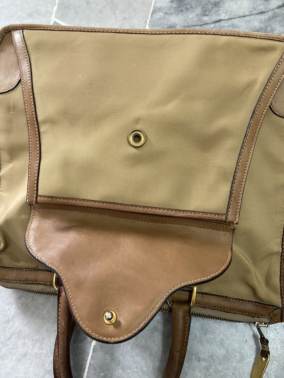 Gucci Vintage Gucci Monogram Canvas GG Leather Bag Size ONE SIZE - 6 Thumbnail