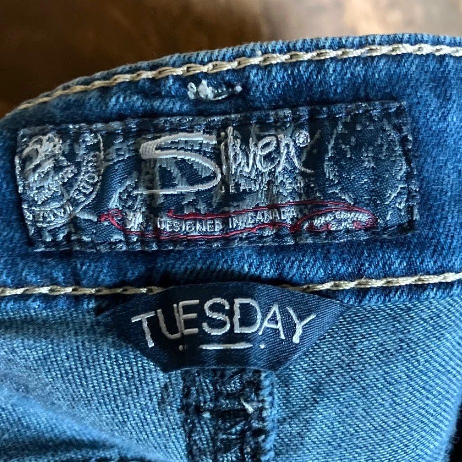 Vintage VINTAGE Silver Womens Jeans Capri Low Rise Stretch Blue Denim 30x23 Casual Size 30" / US 8 / IT 44 - 4 Thumbnail