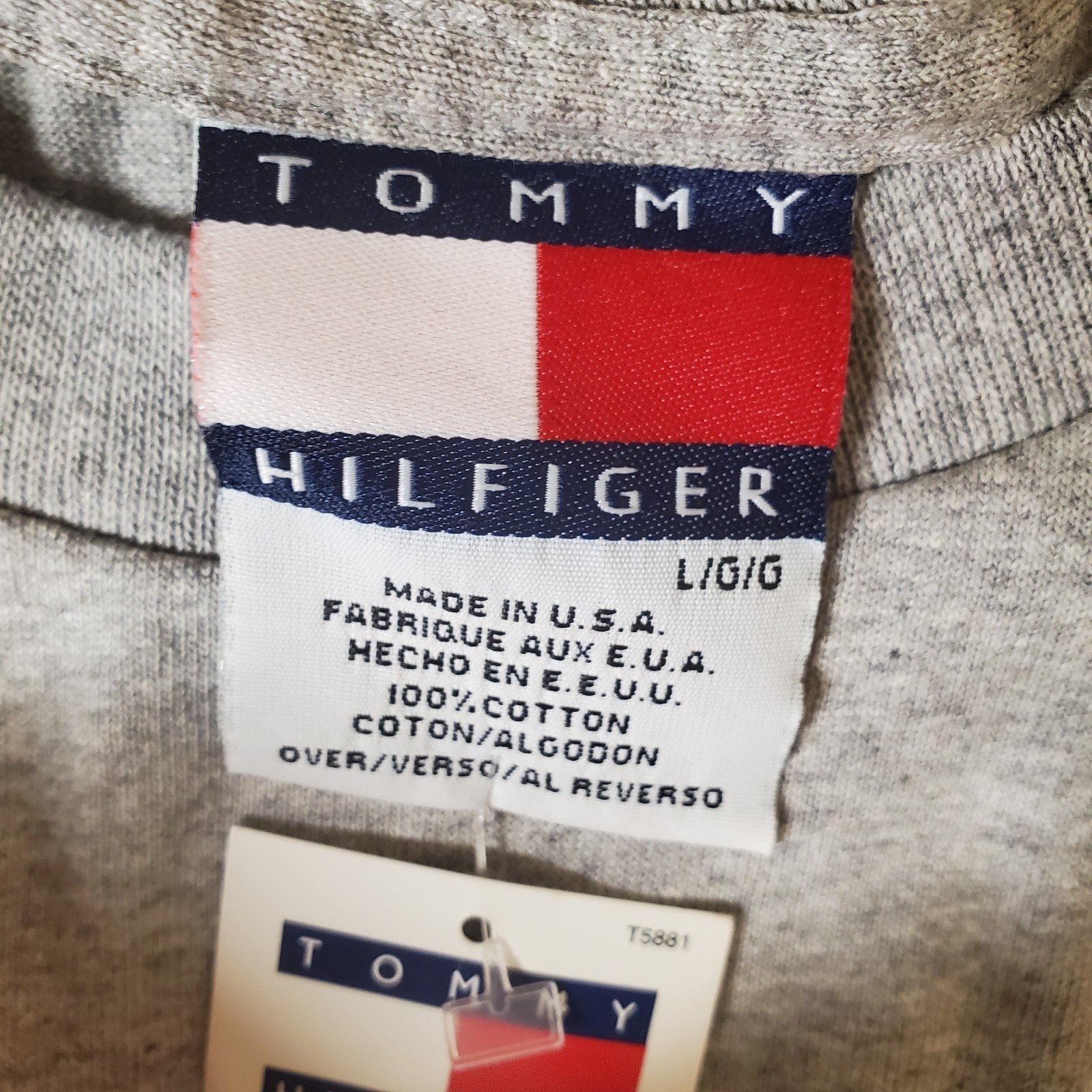 Tommy Hilfiger Tommy Hilfiger Mens Vintage 90s Y2K Tommy A to Z Graphic Cot Size US L / EU 52-54 / 3 - 5 Thumbnail