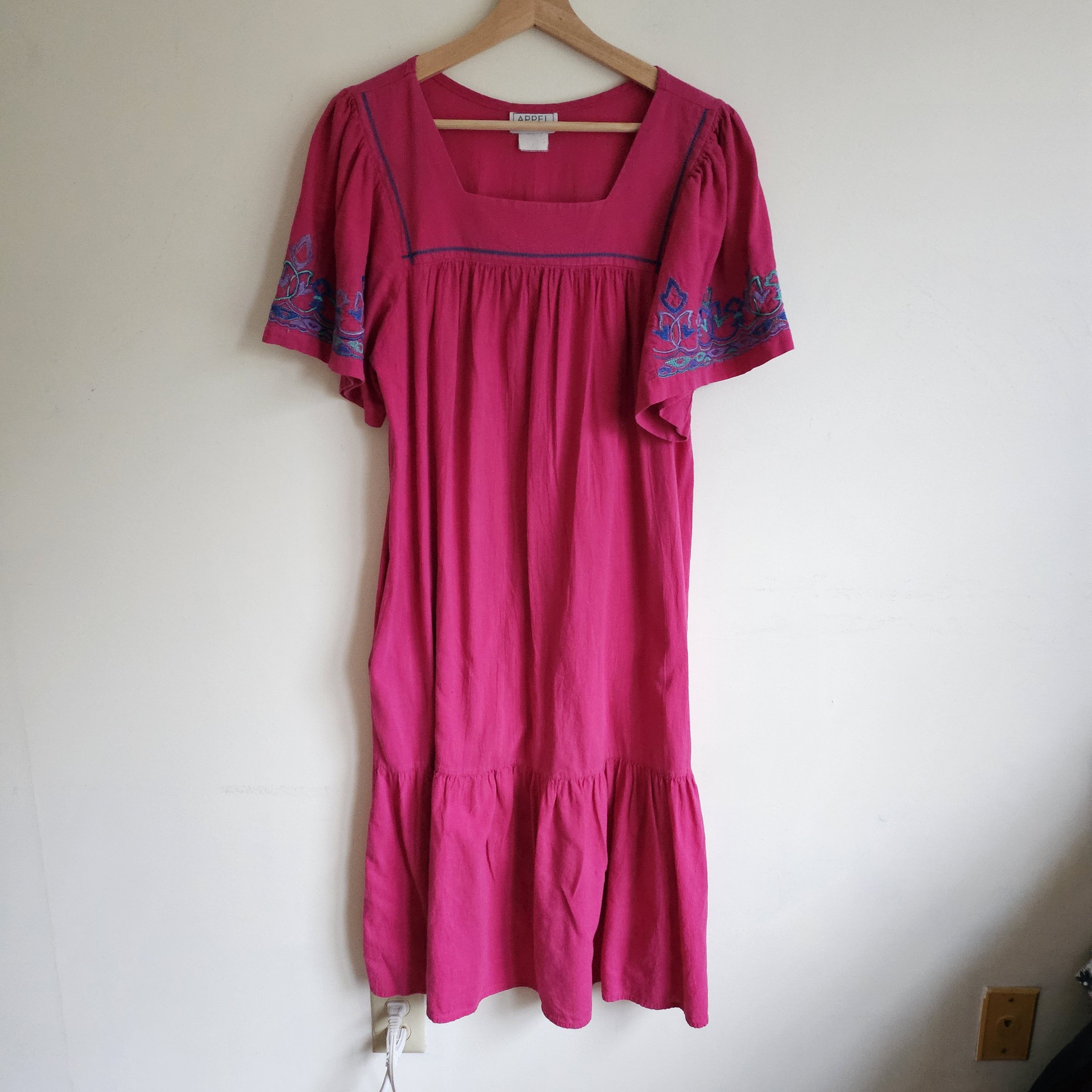 Vintage Vintage Magenta Appel Dress Size S / US 4 / IT 40 - 2 Thumbnail