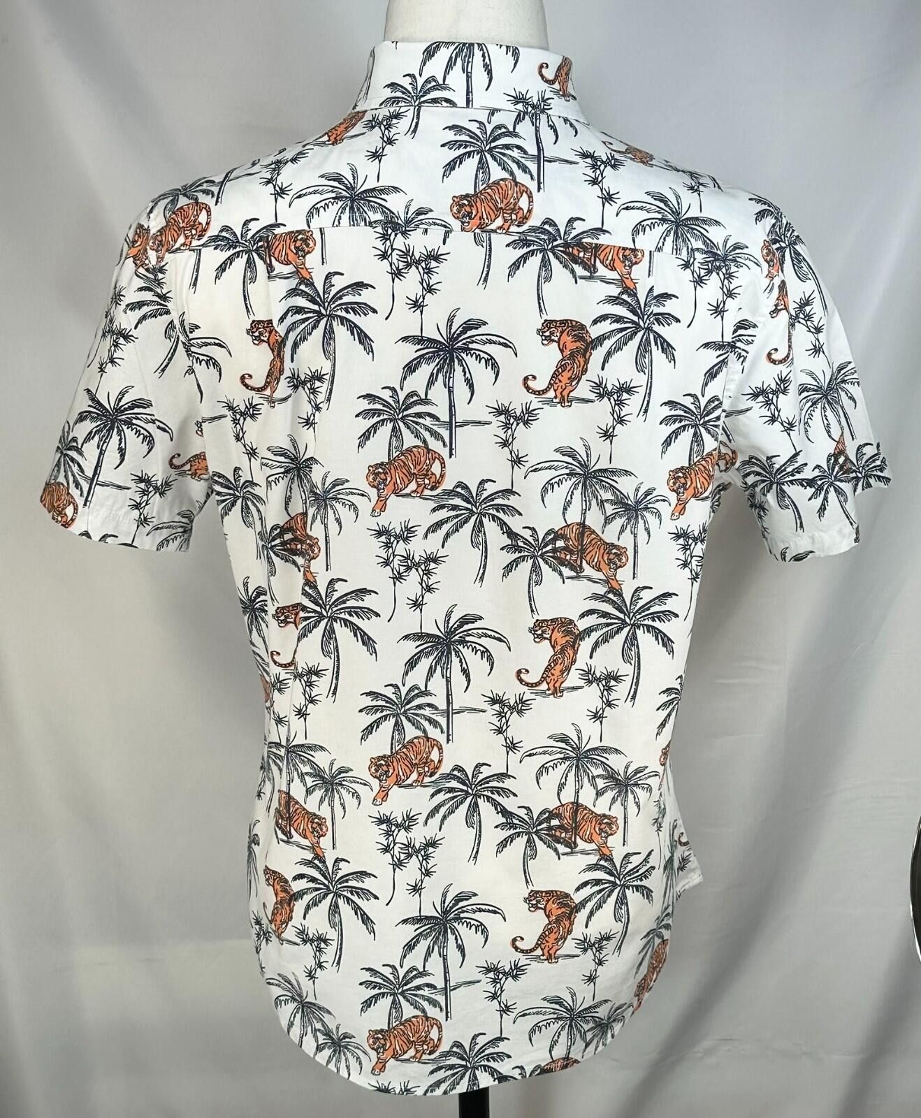 Banana Republic Goodfellow Northrup Slim Tiger Print Button Up Men White M Size US M / EU 48-50 / 2 - 2 Thumbnail