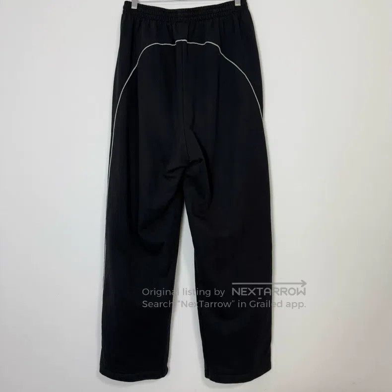 Balenciaga Balenciaga size S Manchester series sweatpants, black Size US 27 - 2 Thumbnail