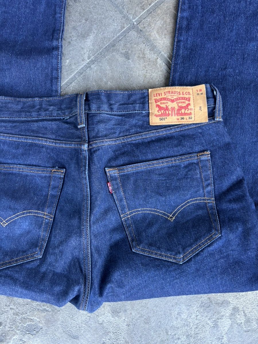 Levi's × Vintage Levi’s 501 Raw Denim Shrink-to-Fit Jeans Size US 36 / EU 52 - 4 Thumbnail