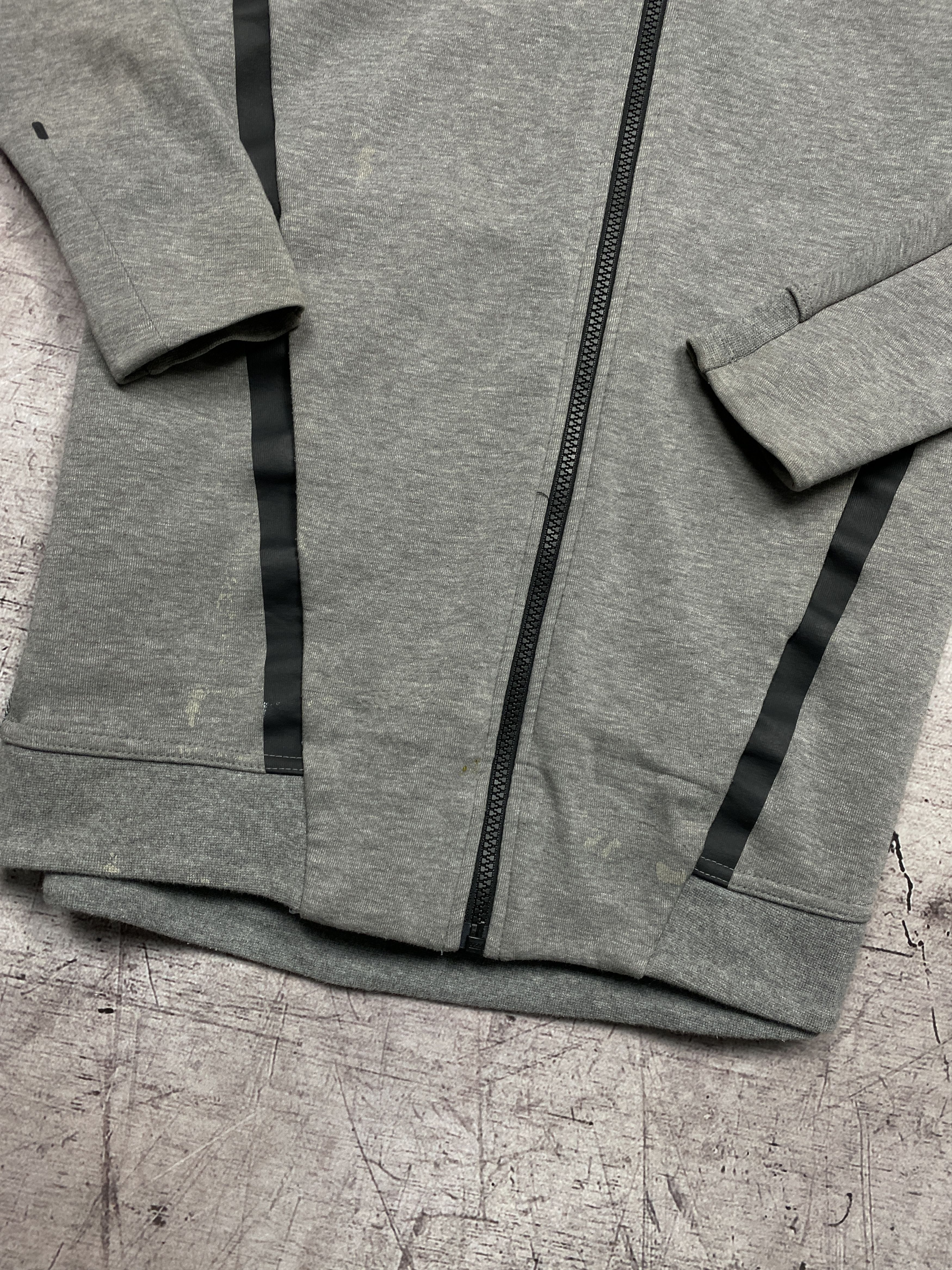 Nike Nike Tech Fleece Womens Oversized Zip Hoodie Size XS / US 0-2 / IT 36-38 - 4 Thumbnail