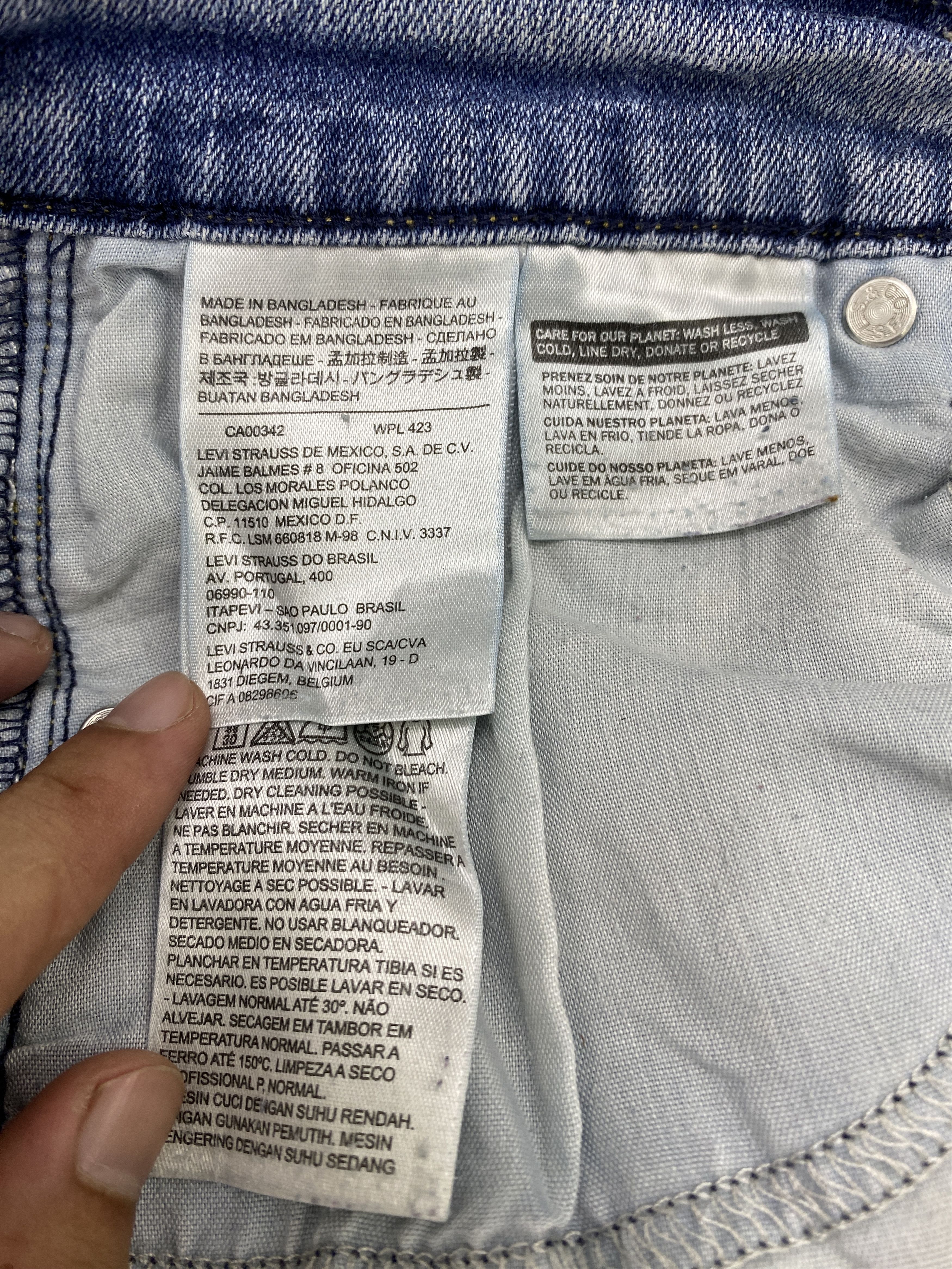 Levi's Vintage Levis 515 Flared Bootcut Faded Blue Jeans S0042 Size 30" / US 8 / IT 44 - 8 Thumbnail
