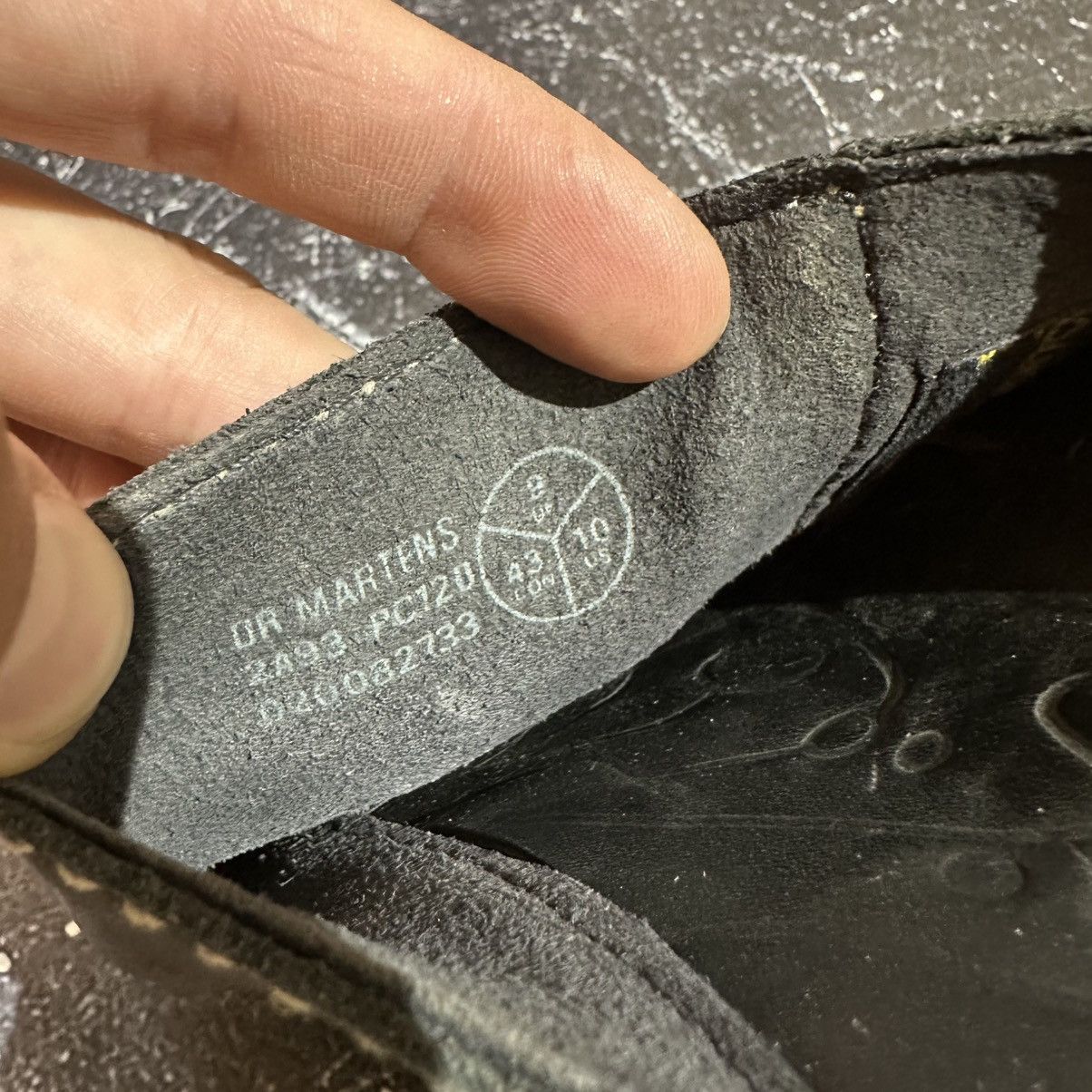 Dr. Martens Vintage Dr Martens Men’s Leather Flip-Flops Size 43eu 10 us Size US 10 / EU 43 - 16 Thumbnail