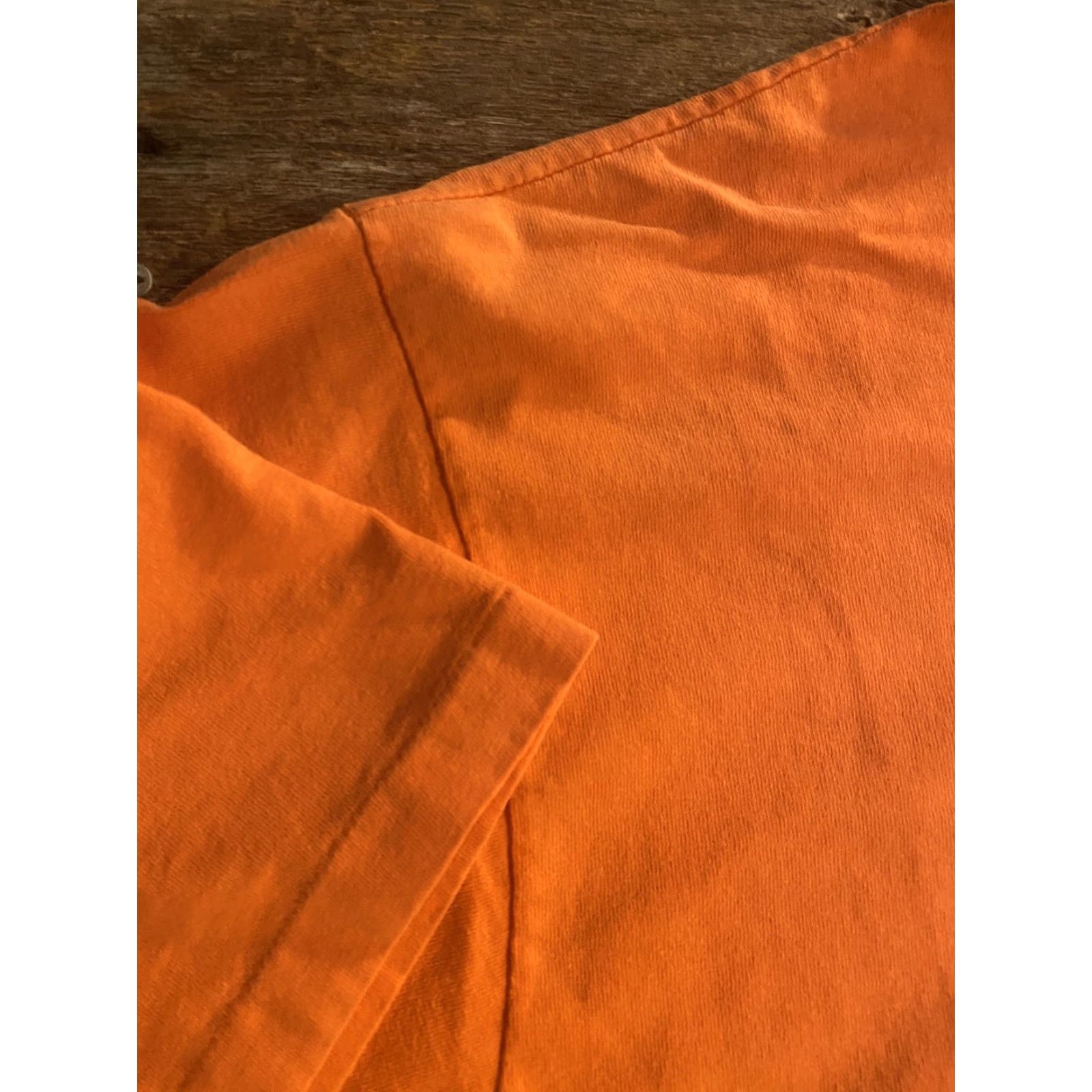 Vintage VINTAGE UBUR Short Sleeve Shirt Music Band Concert Fish Single Stitch XL Orange Cotton Crew Neck Men’s T-Shirt Size US XL / EU 56 / 4 - 3 Thumbnail