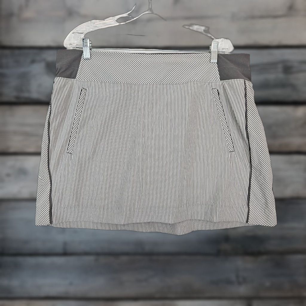 Athleta Athleta Womens Brooklyn Textured Skort Sz 18 Gray Stripe Pockets Pull On Skort Women Adult 18 Gray Athletic Size ONE SIZE - 1 Thumbnail