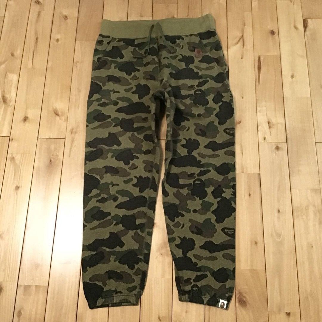 Bape BAPE Jacquard camo sweat pants 1st camo green APE ★size L Size US 34 / EU 50 - 1 Thumbnail