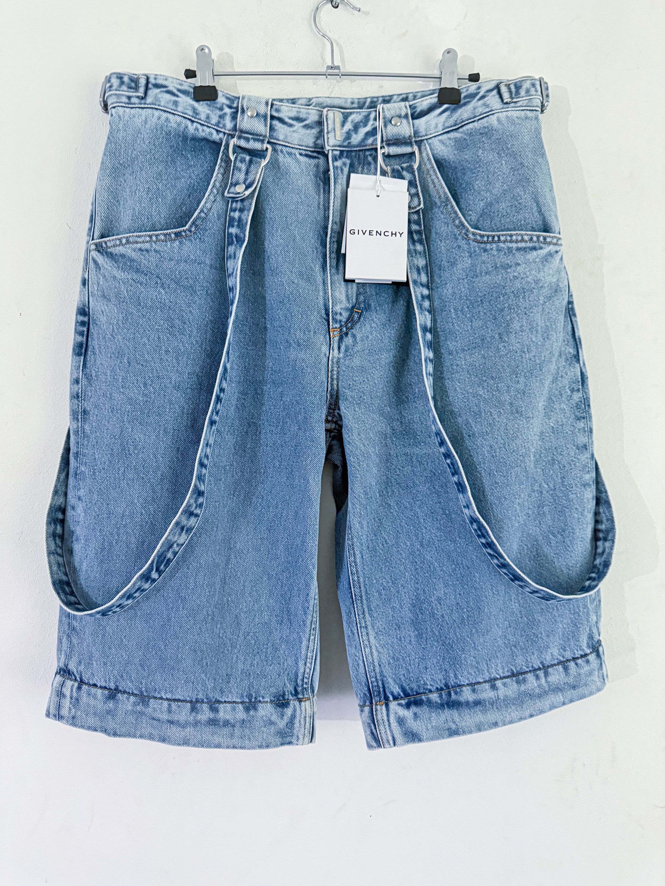 Givenchy Utility Fit Denims With Modular Design Size US 31 - 10 Thumbnail