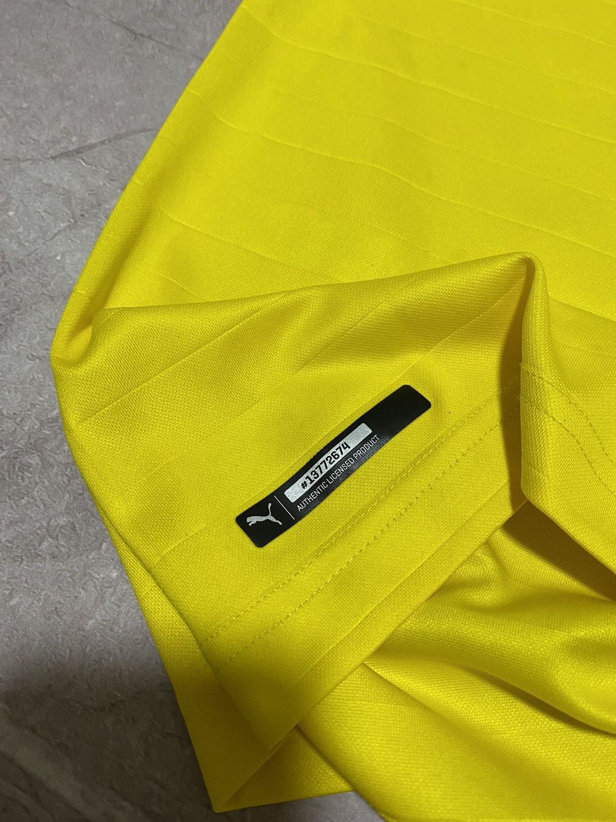 Puma Puma BVB Borussia Dortmund 18-19 Witsel #28 Soccer Jersey Size US M / EU 48-50 / 2 - 7 Thumbnail