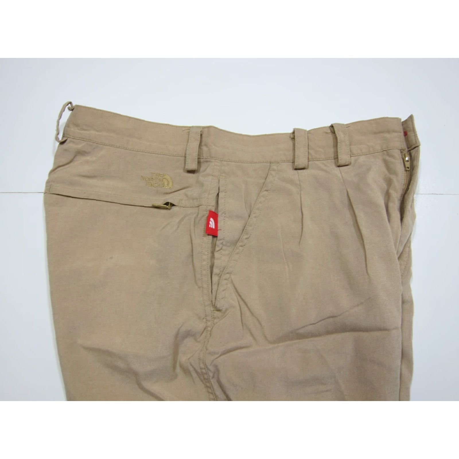The North Face Vintage The North Face Cargo Shorts Men 30 100% Nylon Brown Travel Hike Camp Pockets Size US 30 / EU 46 - 7 Thumbnail