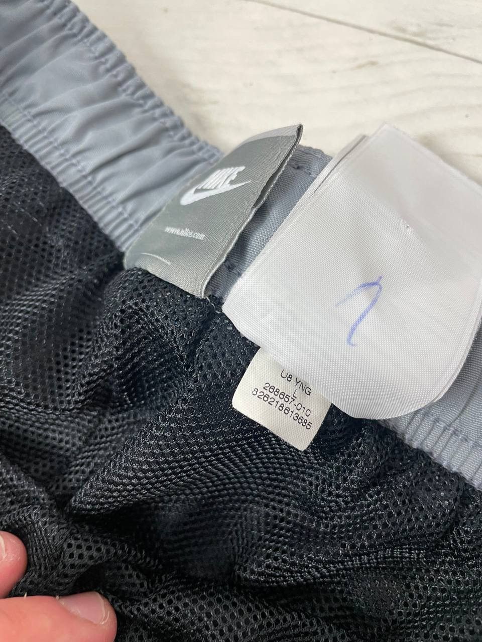 Nike Vintage Nike Air Pants 00s Nylon Striped Swoosh Y2K Baggy Size US 34 / EU 50 - 9 Thumbnail