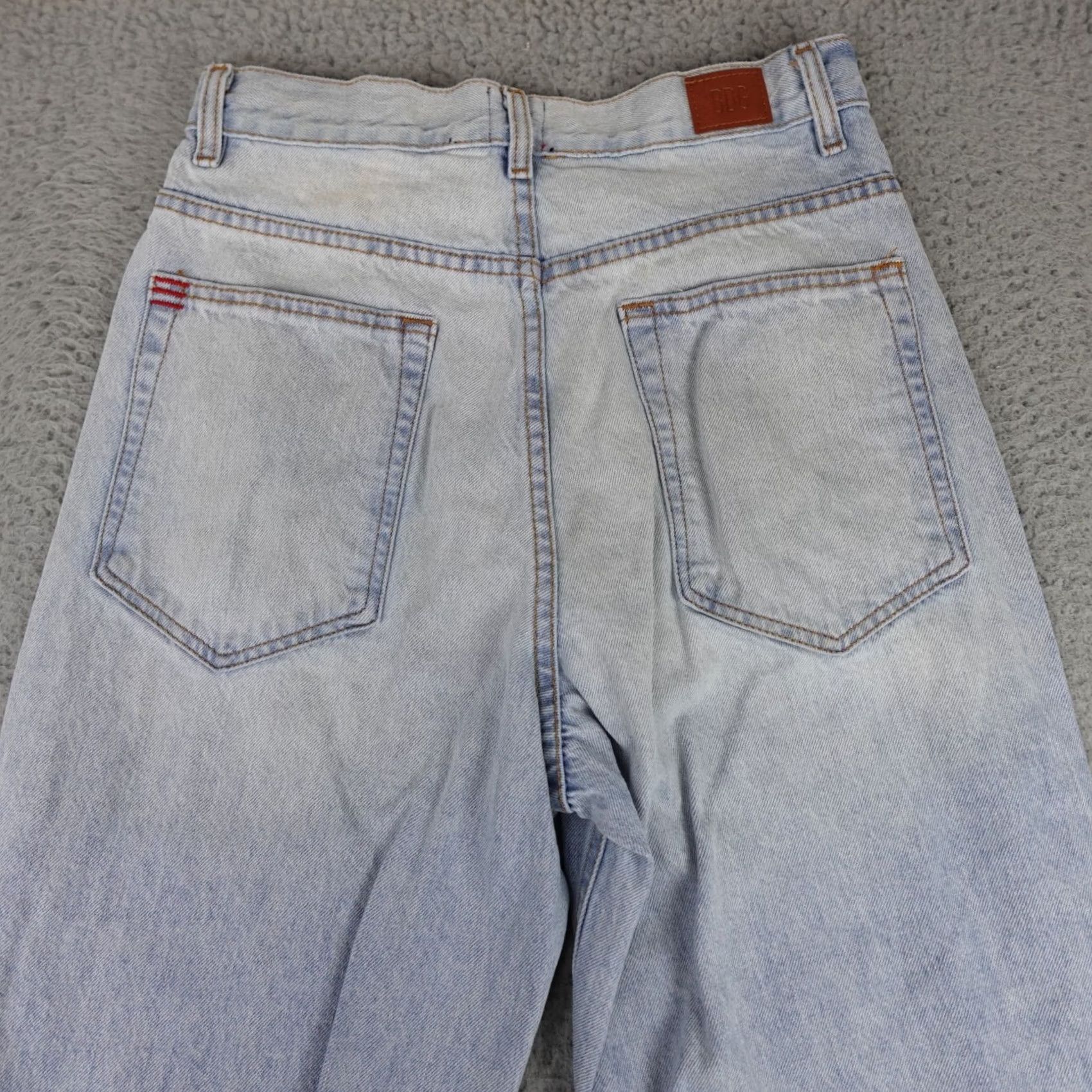 Urban Outfitters Urban Outfitters Jeans Womens 27 Blue High Rise Loose Baggy Distressed BDG Light 90s Grunge Retro Size 27" / US 4 / IT 40 - 6 Thumbnail