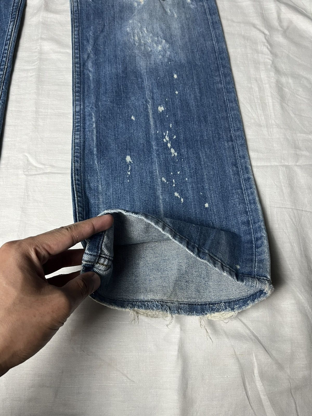 Armani Exchange 32" Armani Exchange Distressed Denim Size US 32 / EU 48 - 10 Thumbnail