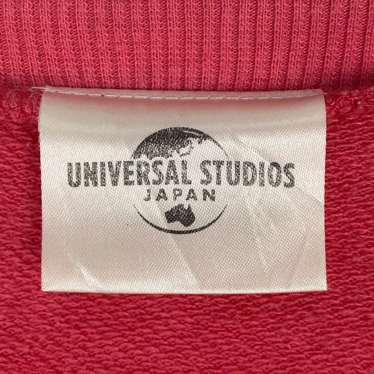 Other Vintage Universal Studio Japan Pink Crewneck Logo Size L Size US L / EU 52-54 / 3 - 5 Thumbnail