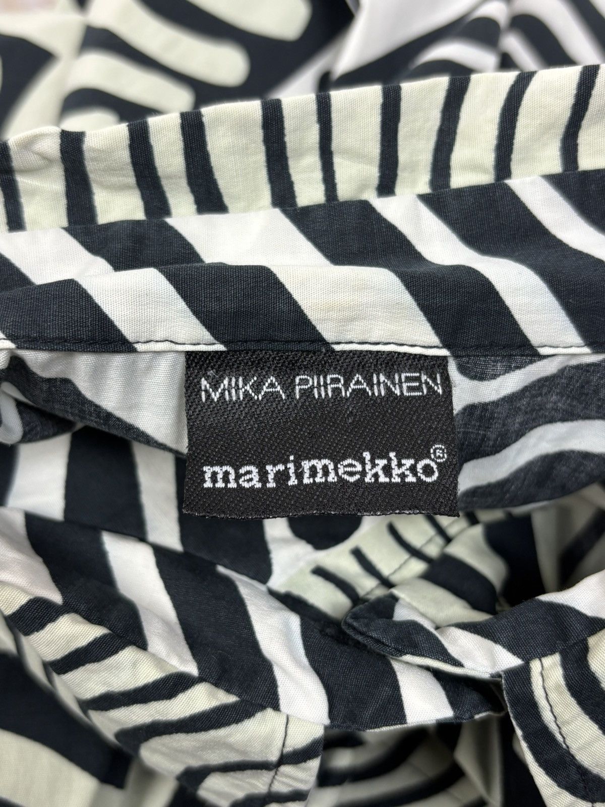 Marimekko Vintage Marimekko Mika Piirainen Metal Button Abstract Shirt Size L / US 10 / IT 46 - 9 Thumbnail