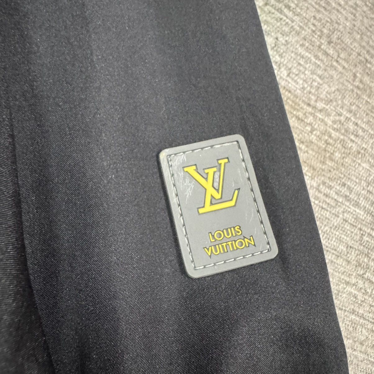 Designer Vtg🔥Louis Vuitton Malletier A Paris Multipocket Jacket Size US XL / EU 56 / 4 - 22 Thumbnail