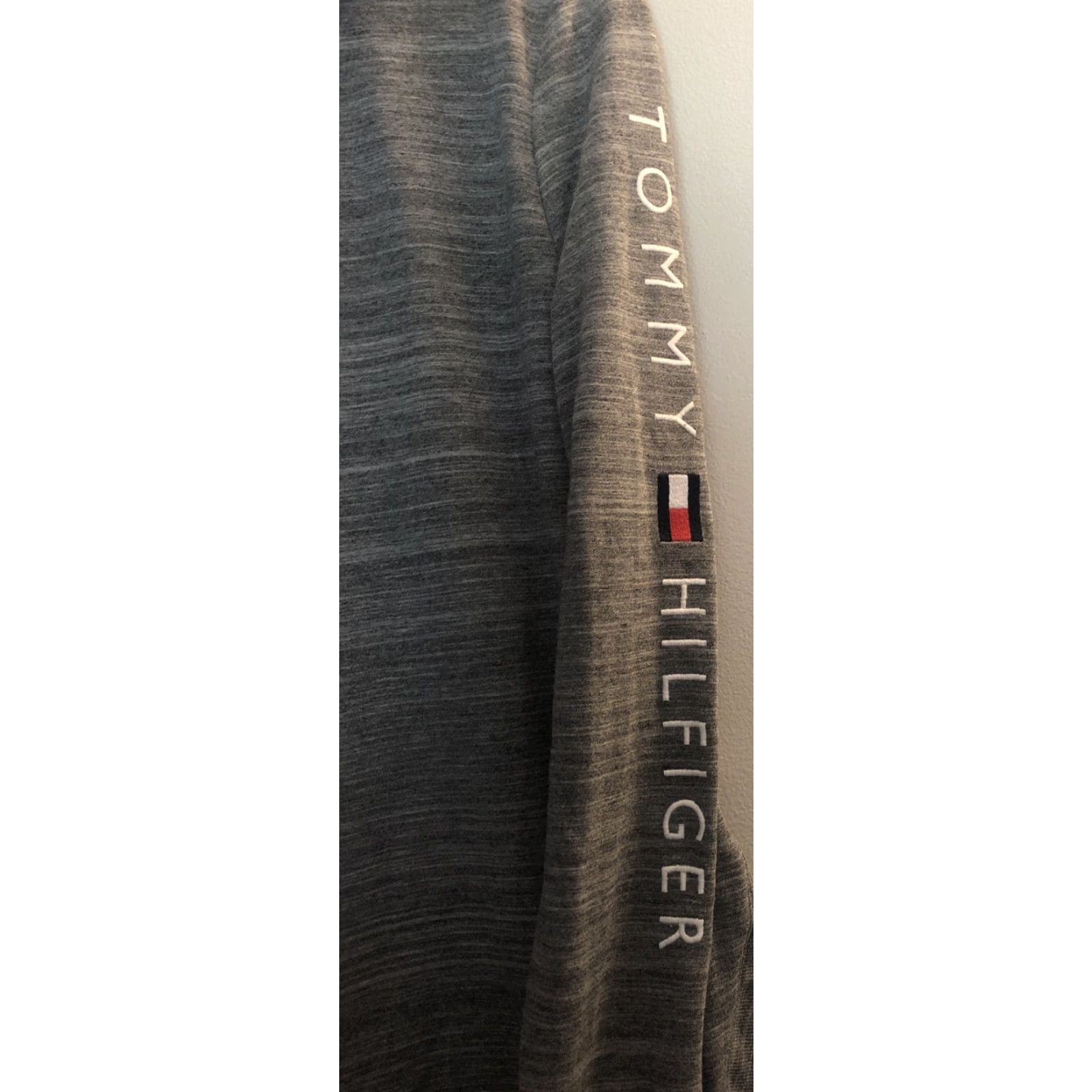Tommy Hilfiger Tommy Hilfiger Women's Gray Hooded Logo Long Sleeve Top Sweatshirt Sz XXS Size XXS / US 00 / IT 34 - 3 Thumbnail