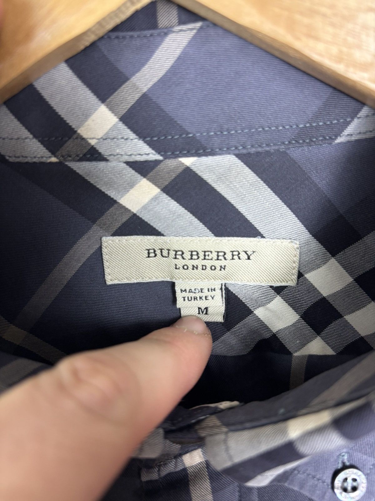Burberry Burberry London Nova Check Long Sleeve Shirt Size M Size US M / EU 48-50 / 2 - 4 Thumbnail