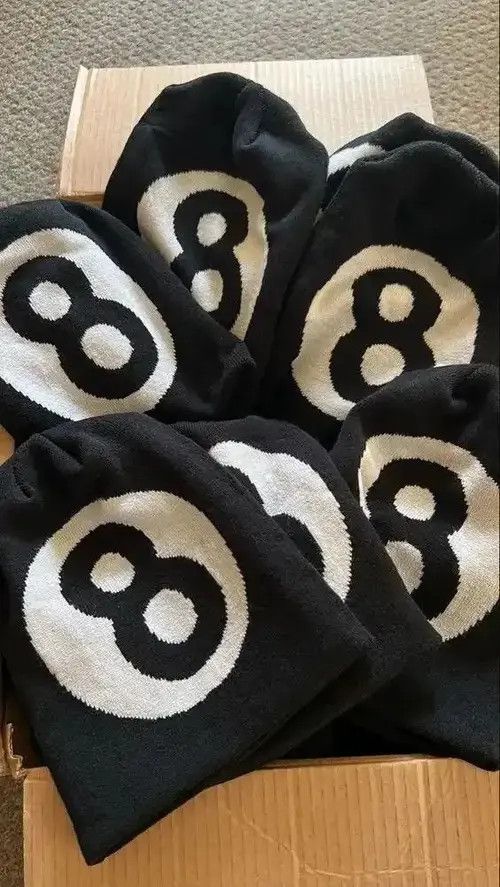 High Sport Y2K Knitting Number 8 Beanie Hat Size ONE SIZE - 2 Thumbnail