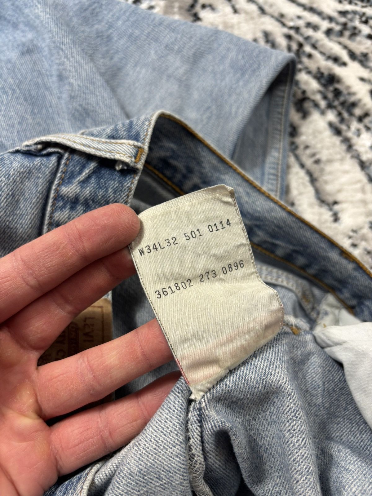 Levi's × Vintage Vintage Levi’s 501 90s distressed band rock Metal Streetwear Size US 34 / EU 50 - 7 Thumbnail