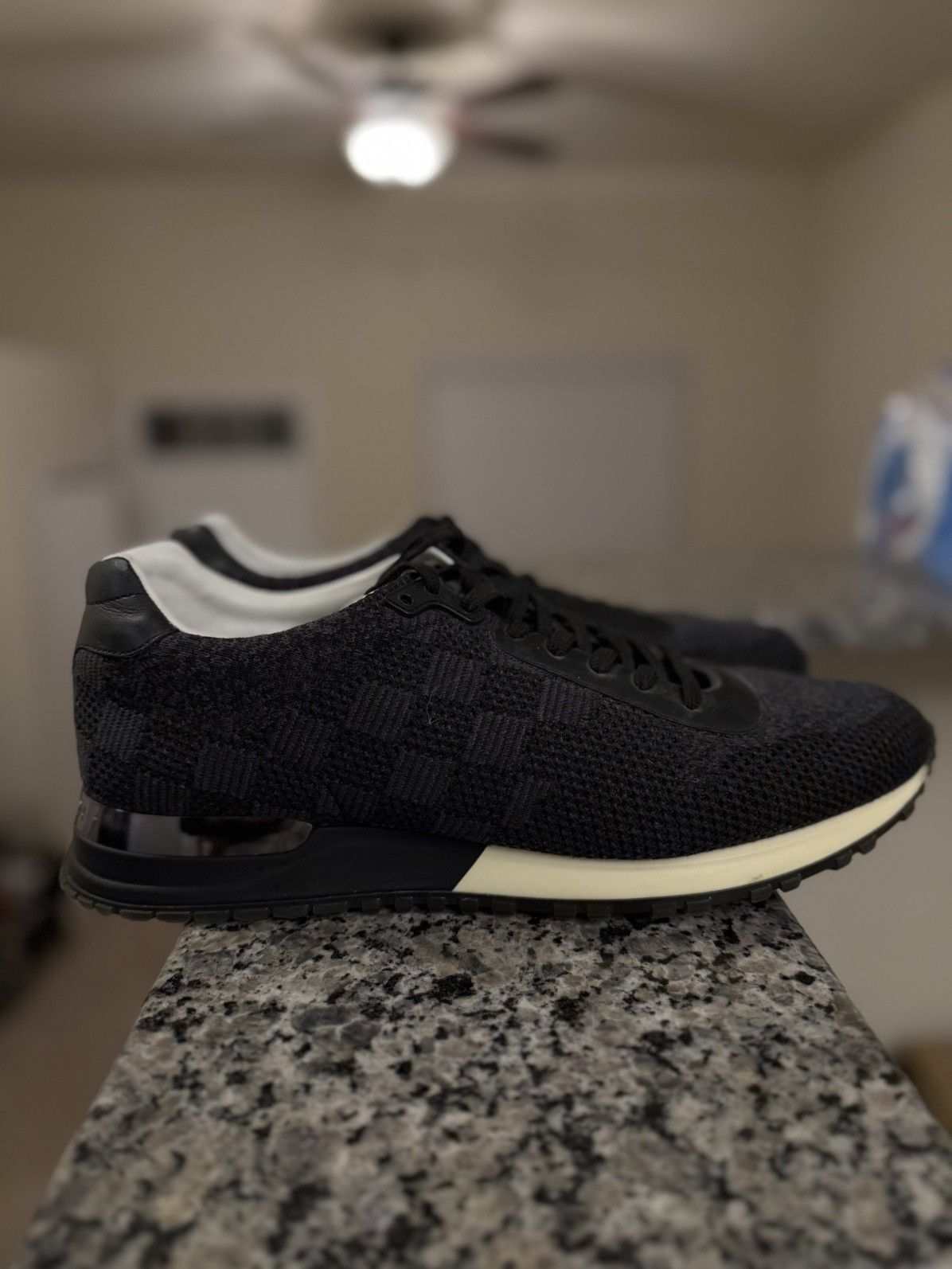 Louis Vuitton 9LV/10US - Louis Vuitton Runaway Sneaker Clean 🧼 Size US 10 / EU 43 - 1 Thumbnail