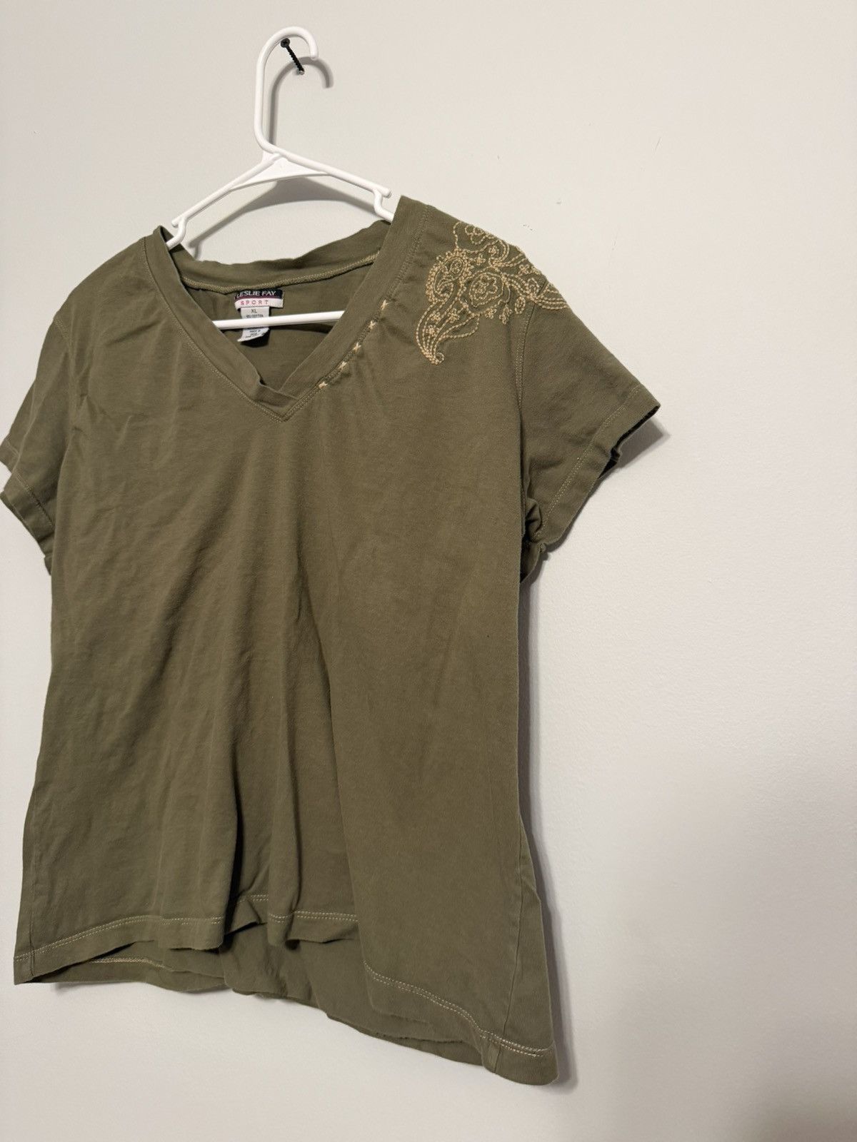 Other Leslie Fay Sport Women’s V-Neck Short Sleeve Top Olive Green Size XL / US 12-14 / IT 48-50 - 3 Thumbnail