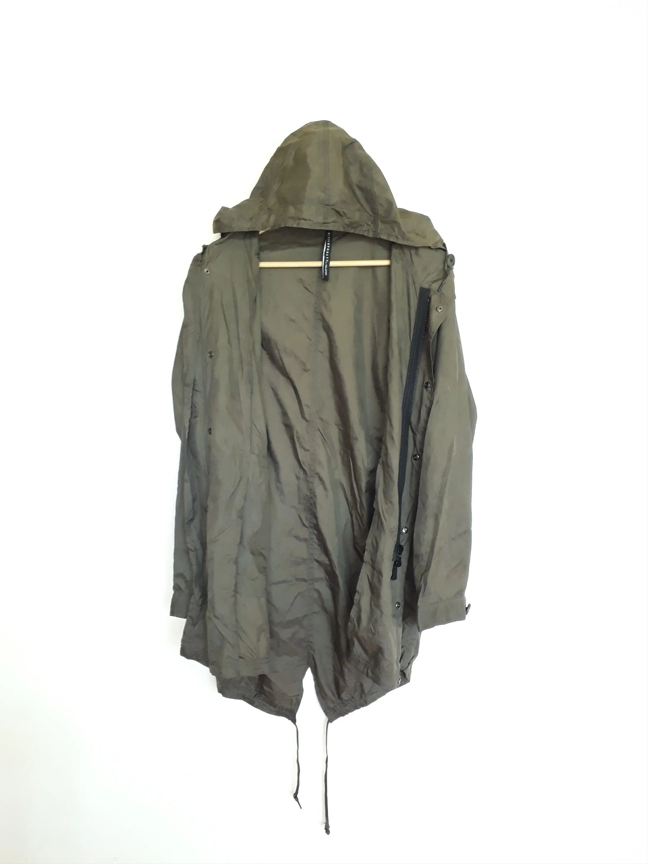 Black Barrett × Neil Barrett Blackbarrett by Neil Barrett Fishtail Parkas Hoodie Size US M / EU 48-50 / 2 - 3 Thumbnail