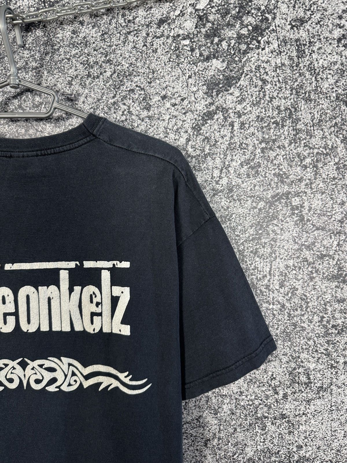 Band Tees Vintage Bohse Onkelz Band T-Shirt Rock Graphic Tee Rare XL Size US XL / EU 56 / 4 - 12 Thumbnail