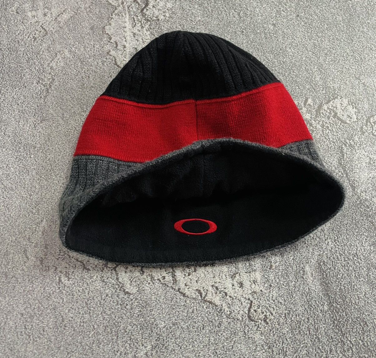 Vintage 90's Y2K Oakley Hat Beanie Embroidered Logo