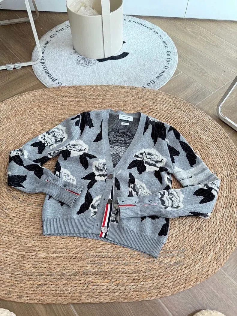 Thom Browne Thom Browne Floral Wool Cardigan. Size US S / EU 44-46 / 1 - 2 Thumbnail