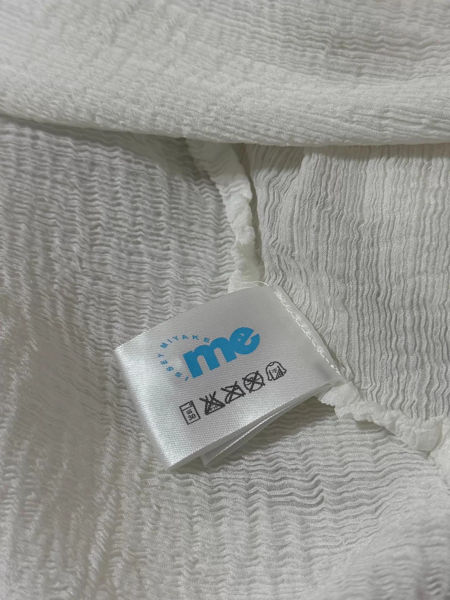 Issey Miyake Issey Miyake me White Pleated Relaxed A-Line Dress Coat Size ONE SIZE - 4 Thumbnail