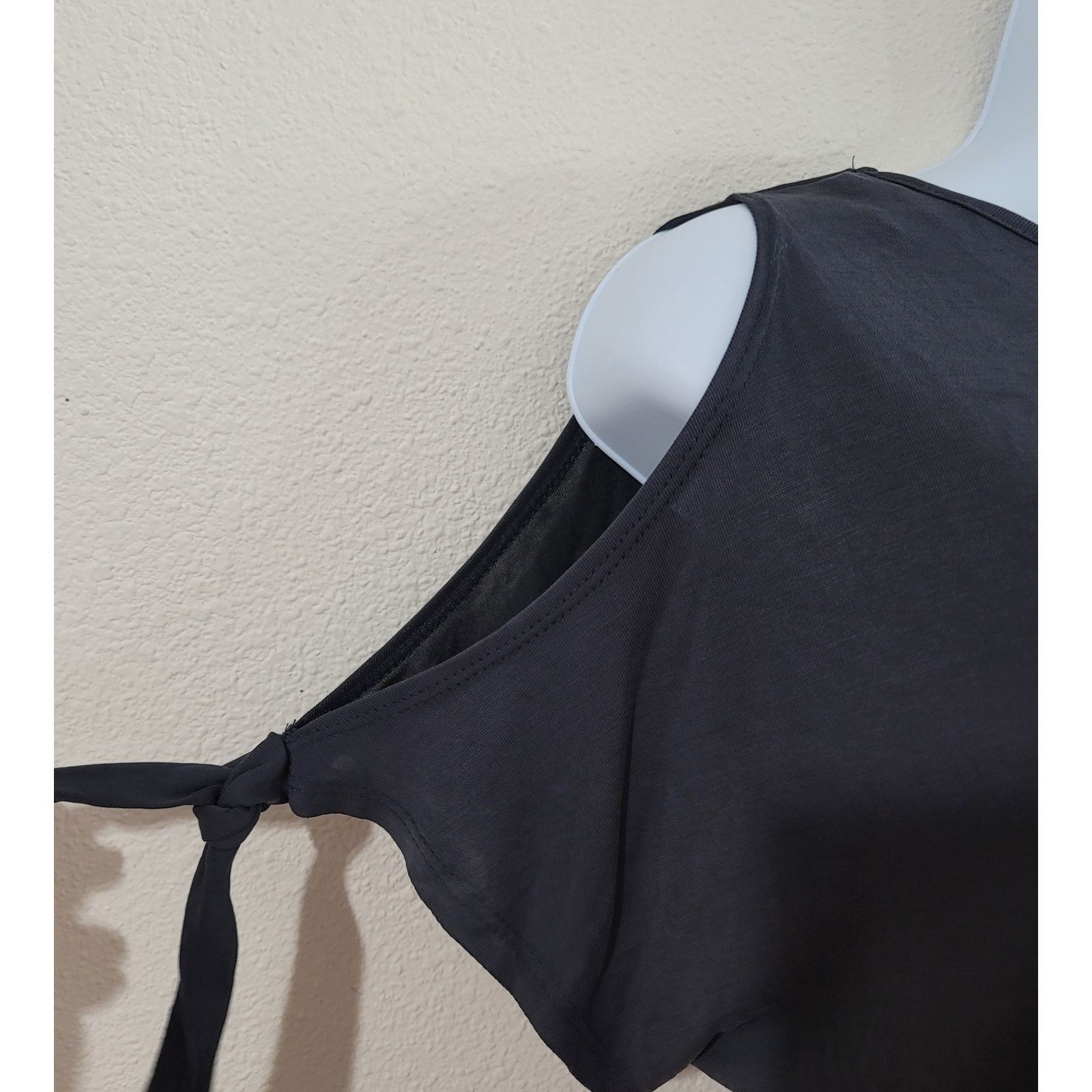 Other Love J Charcoal Gray Black Cold Shoulder With Ties Top Small Size S / US 4 / IT 40 - 2 Thumbnail