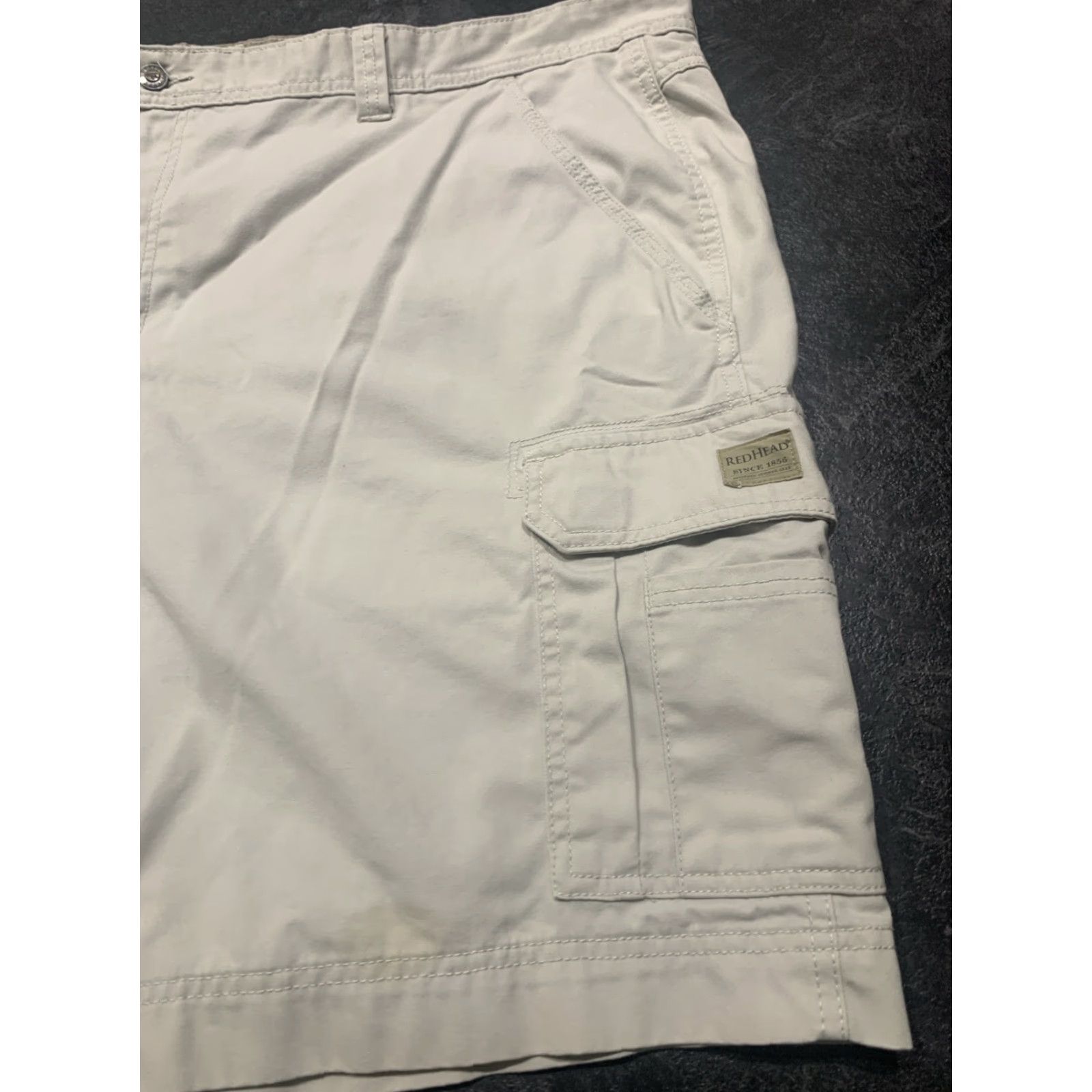 Vintage VINTAGE RedHead Cargo Shorts Big & Tall Men 50 Beige Cotton Casual Summer Outdoor Mens Size US 34 / EU 50 - 2 Thumbnail