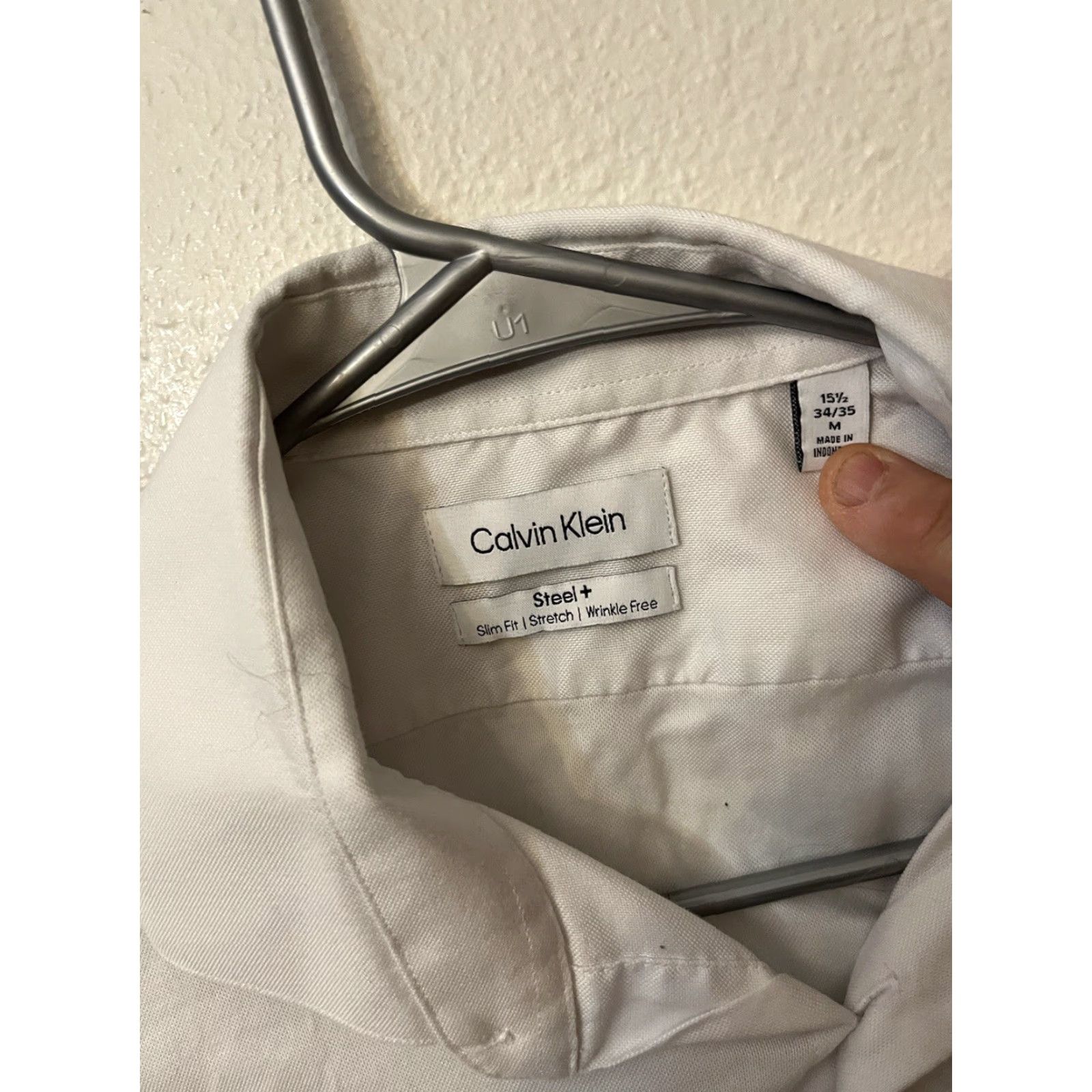 Calvin Klein Calvin Klein Collection Shirt Mens Slim Button-Down Long Sleeve White Medium Steel+ Stretch Cotton & Elastine Closure Button Neckline Collared Dickie? Size US M / EU 48-50 / 2 - 3 Thumbnail
