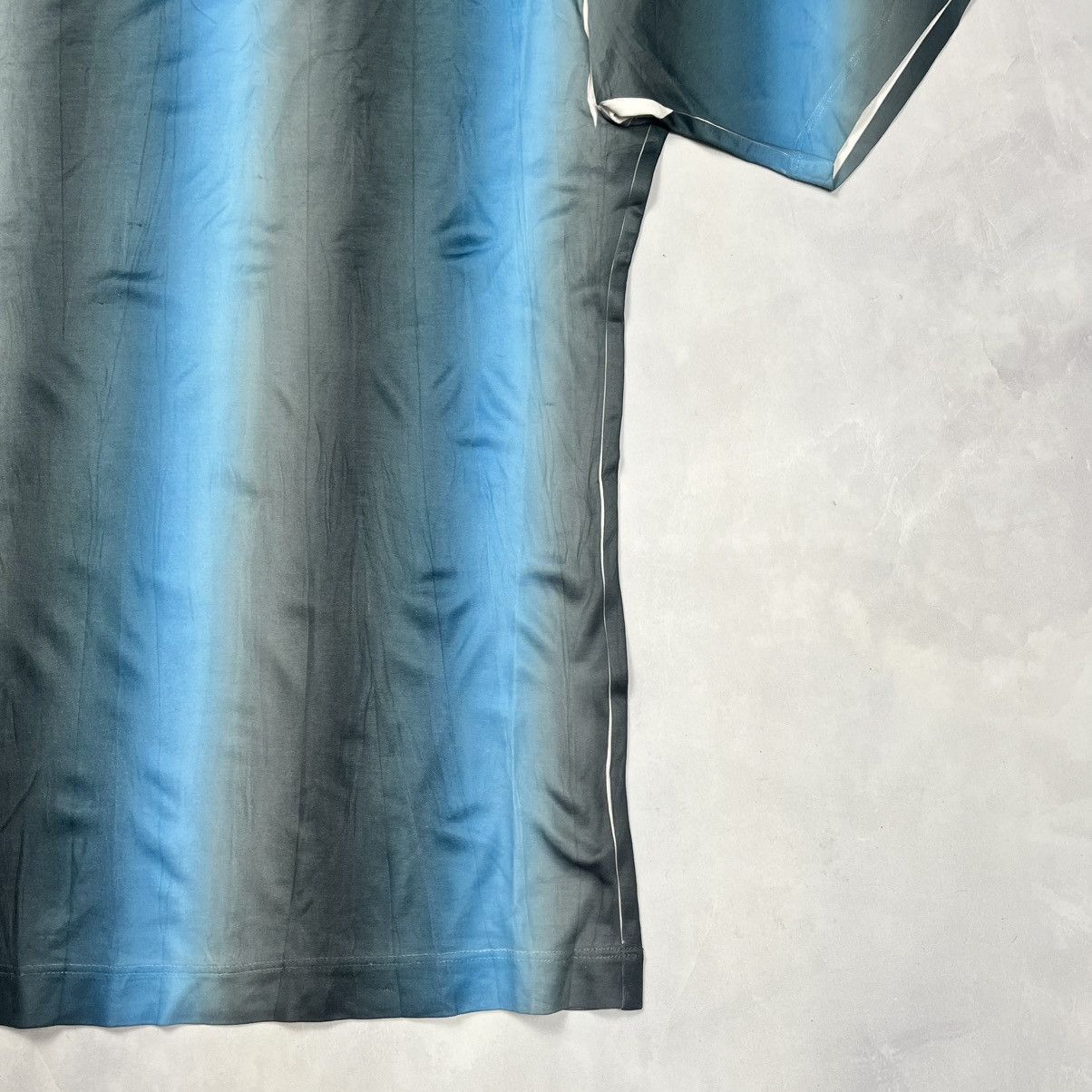 Issey Miyake Issey Miyake Men Galaxy T-Shirt Size US XL / EU 56 / 4 - 5 Thumbnail