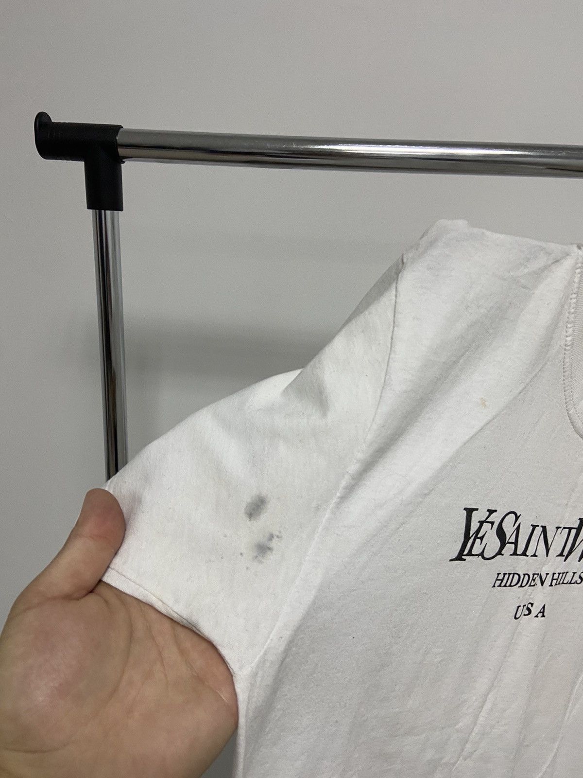 Kanye West YeSaintWest Kanye West Vintage T Shirt Big Logo USA Size US M / EU 48-50 / 2 - 5 Thumbnail