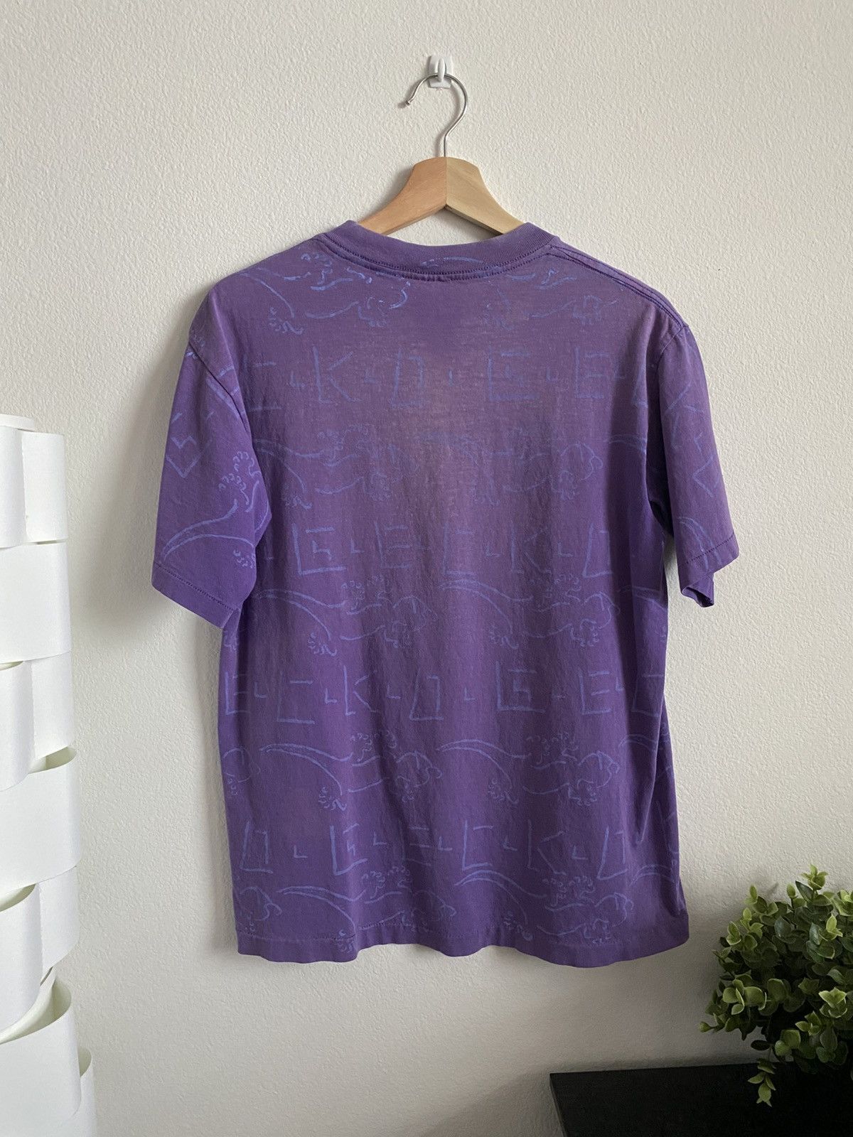 Vintage Vintage 90s Hawaii AOP All Over Print Tee Size US M / EU 48-50 / 2 - 2 Thumbnail