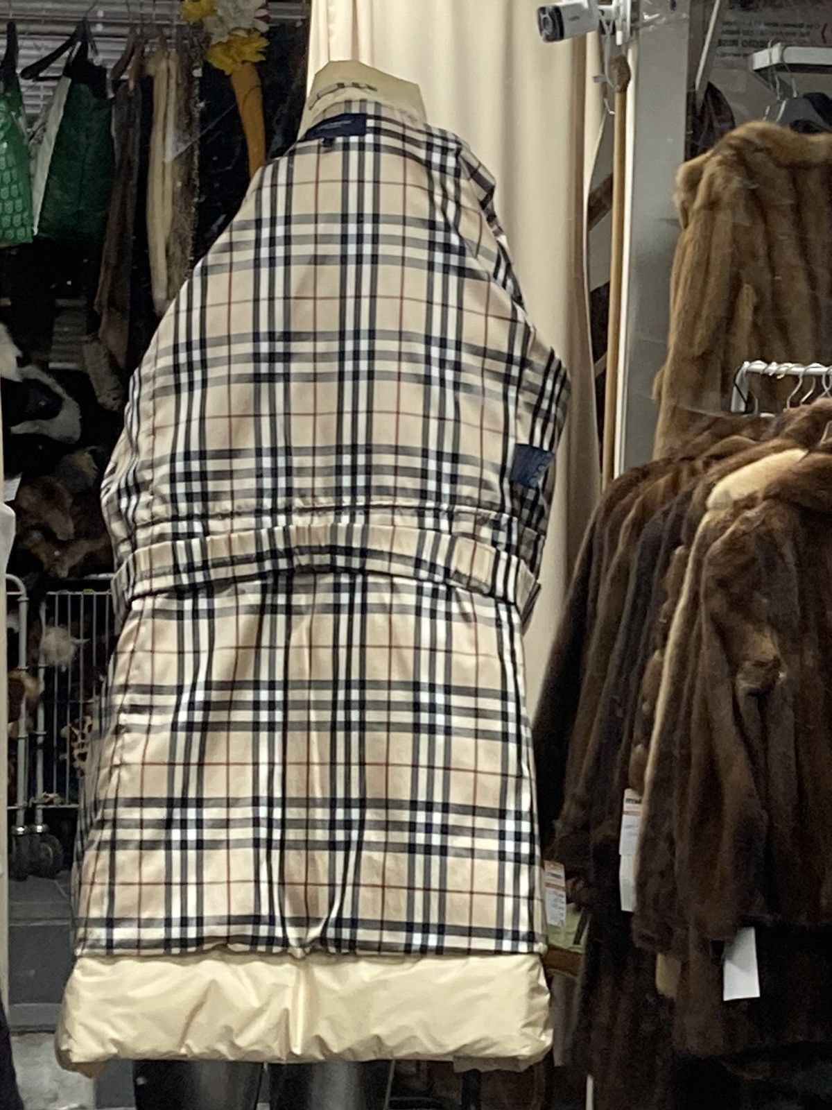 Burberry Beige long down jacket, ideal for winter - Size M Size US M / EU 48-50 / 2 - 1 Thumbnail