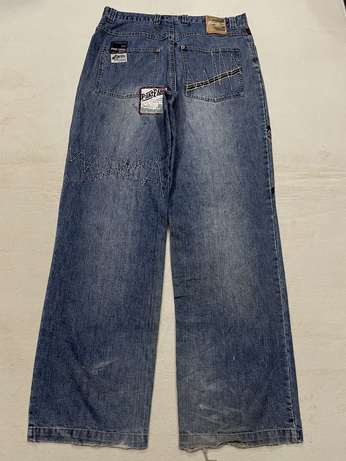 Phat Farm Vintage Phat Farm Distress Faded Denim Jeans Size US 34 / EU 50 - 11 Thumbnail